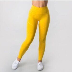 Alphalete‎ Revival Yellow Fitted Stretchy Leggings Women Size M